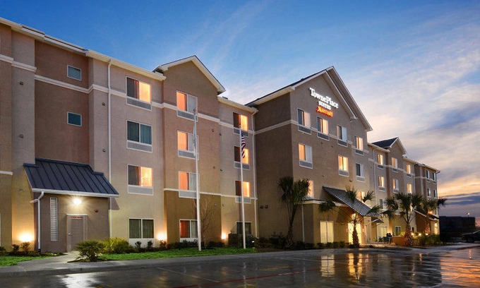 Laredo Hotel | TownePlace Suites by Marriott Laredo