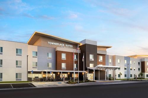 Clovis Hotel | TownePlace Suites Fresno Clovis