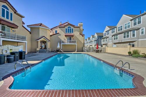 Diamond Beach House | Townhome with Balcony Less Than 1 Mi to Wildwood Crest BCH!