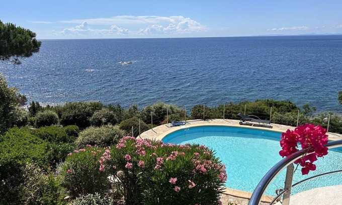 Santa Giulia House | Très belle villa accès mer et vue panoramique
