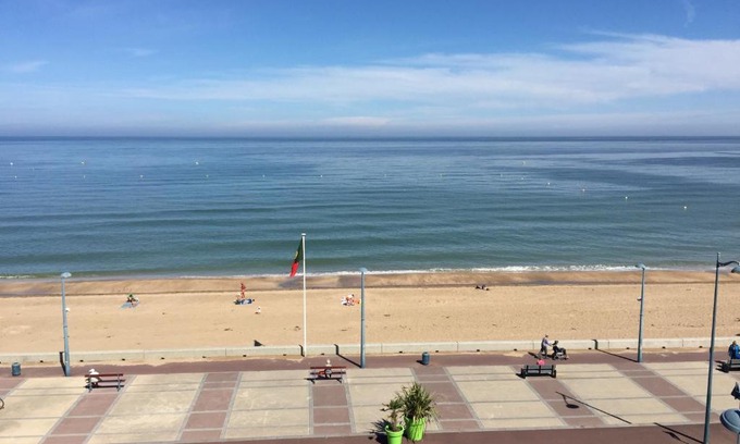 Villers-sur-Mer Apartment | Très belle vue en front de mer