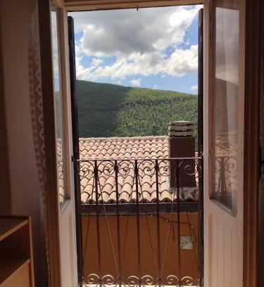 Trevi nel Lazio House | Tra cielo e terra