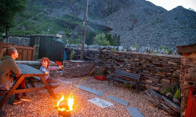 Rhiwbryfdir House | Traditional 19th Century Slate Miners Cottage