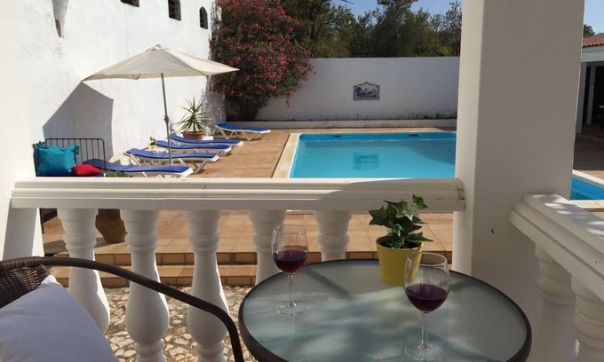 Lagoa e Carvoeiro Villa | Traditional Farmhouse in Algarve - privacy and good location