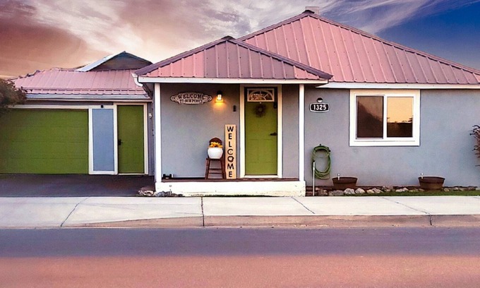 Baker City House | Tranquil 3 Bedroom, 2 Bath Home Near Scenic River Walk!