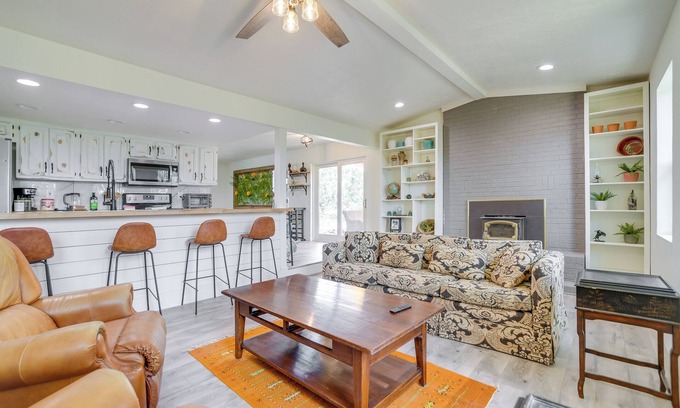 Edgewood House | Tranquil Edgewood Retreat with Patio & Grill!