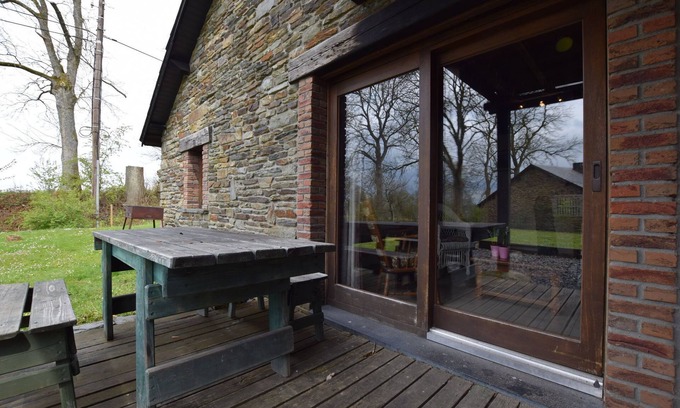 Nadrin House | Tranquil Holiday Home in Houffalize with Barbecue