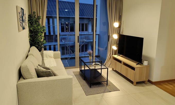 Queenstown Apartment | Tranquil Retreat near Pasir Panjang with Easy Access to NUS and West Coast Park
