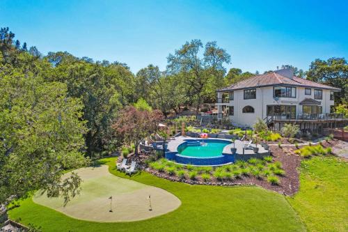 Glen Ellen House | Tranquil Sonoma Retreat by Kohmsa Stays