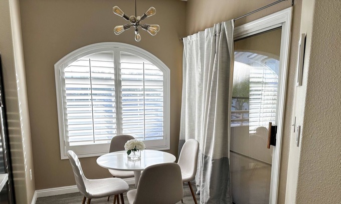 Summerlin Apartment | Tranquil Summerlin Condo