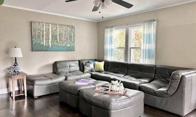 High Point House | Tranquility Cottage · Private Peaceful Surroundings Near HPU and Everything!