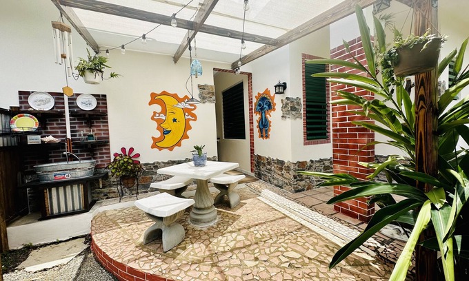Aguacate House | Travel to Luna @ iL Sognatore - Unique, Cozy & Private Guest Suite