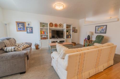 Cedar City House | Traveler's Rest home
