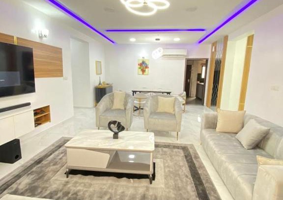 Lagos Apartment | TRE - The Gallery - 3 Bedrooms, Gym & Pool - WIFI - DSTV