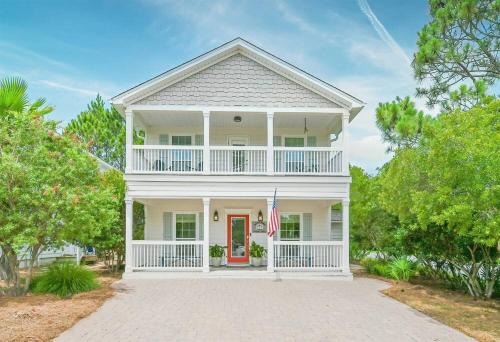 West Panama City Beach House | Treasure Palms - Golf Cart- Bikes - Arcade- Peloton- Near Rosemary - Community Pool