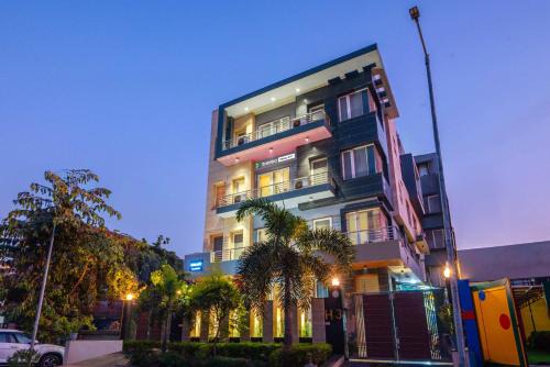 Sector 70 Hotel | Treebo Royal City