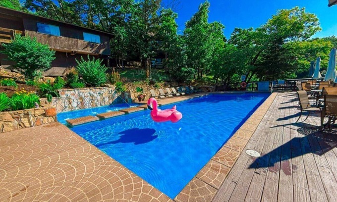 Village of Four Seasons House | Treehouse Treetop99 Village-3Bed/3Bath/Pools/Dock/Pickleball/Fitness Center-6-8PP-Four Seasons Area