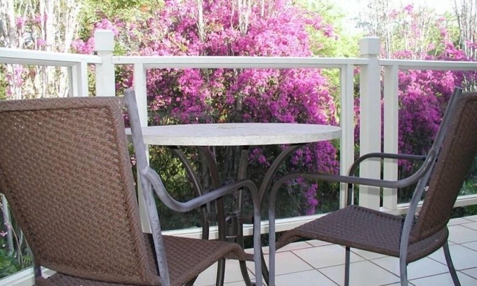 Wailea Condo | Treetop Studio 2nd floor, corner unit