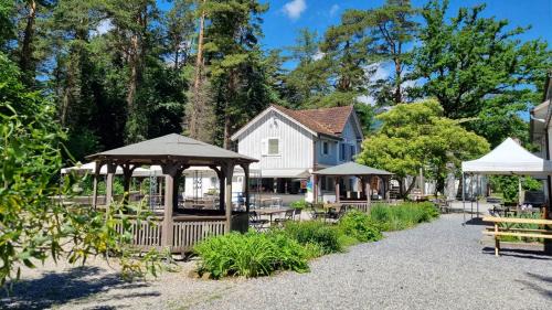Wartau Bed & Breakfast | Treffpunkt Heuwiese