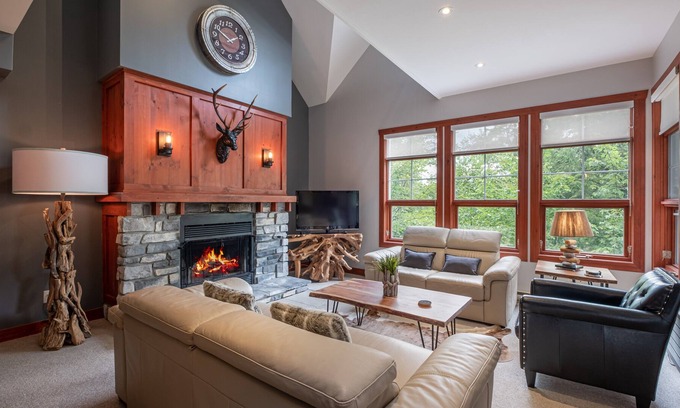 Tremblant-Les-Eaux Condo | TREMBLANT-LES-EAUX (B)