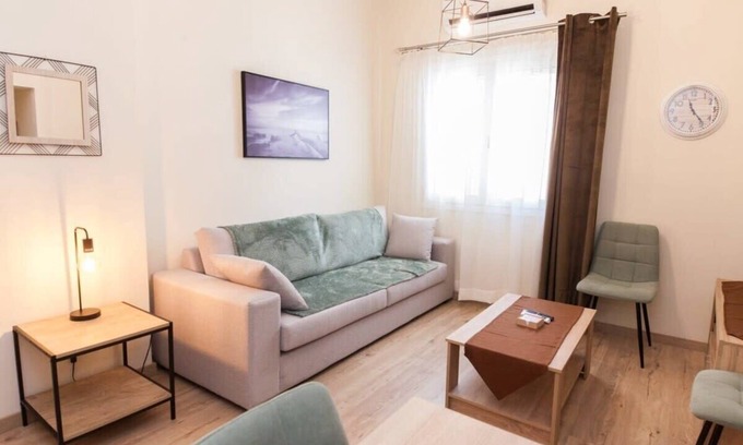 Galatsi Apartment | Trendy 2 Bd Apt in Galatsi