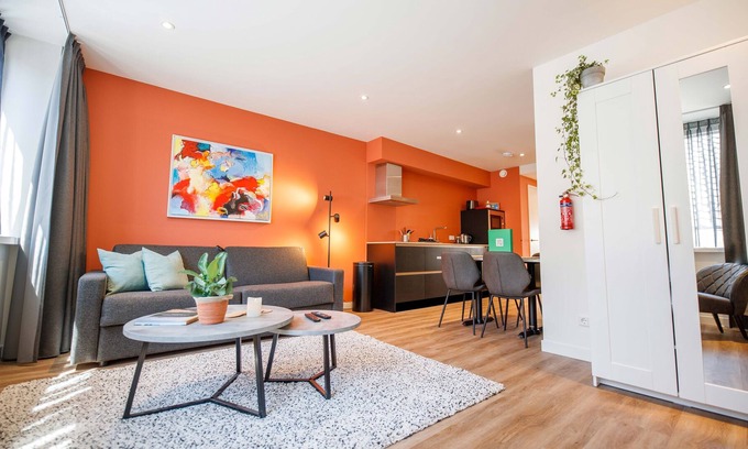 's-Hertogenbosch Apartment | Trendy Design 55m² Apartment with Balcony - 's-Hertogenbosch