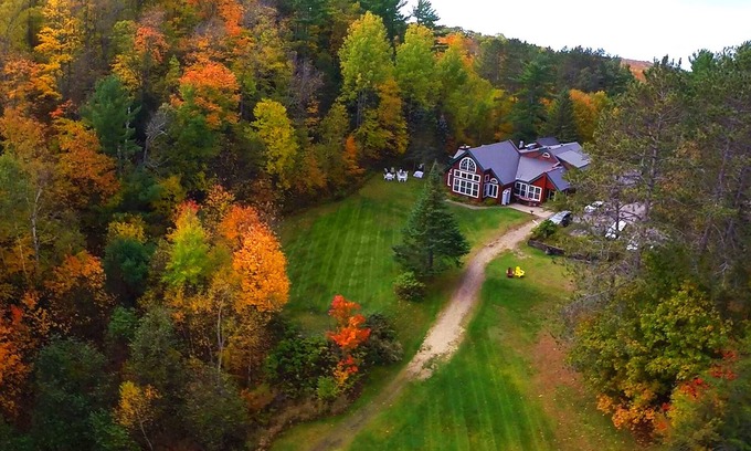 Port Sydney Hotel | Trillium Resort & Spa