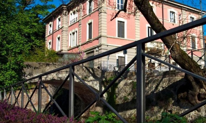 Gorla Apartment | Trilocale in Villa signorile