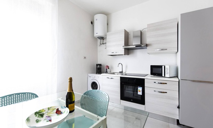 Milan Apartment | Trilocale Noverasco IEO 1