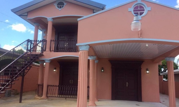 Tacarigua Apartment | Trini Carnival is de Best