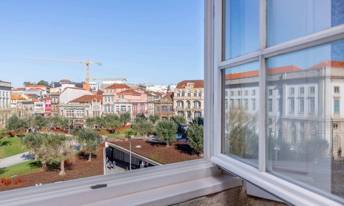 Centro / Baixa Apartment | Tripas-Coração: Large Studio with great views - Clérigos