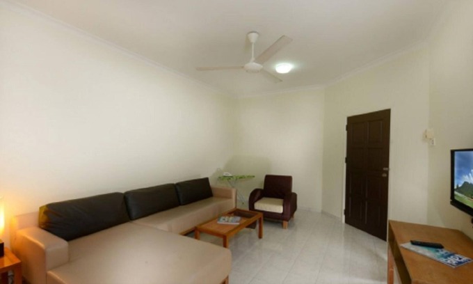 Kuala Teriang Apartment | Triple Room in Langkawi near Beach