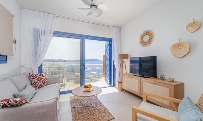 Perigiali Apartment | TRL Lefkada