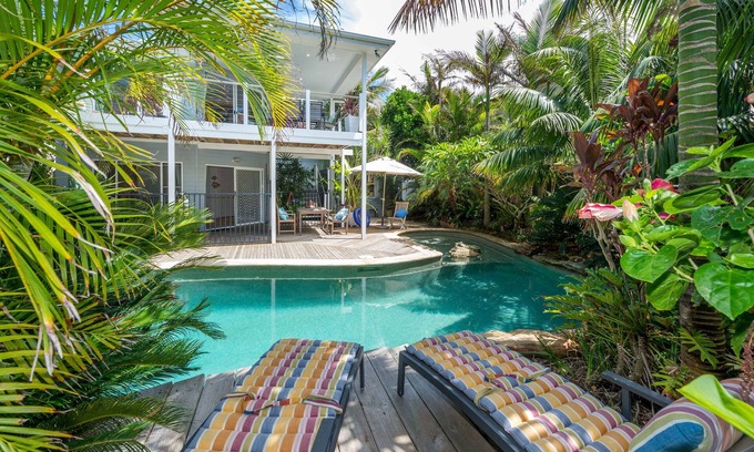 Anna Bay House | Tropical Beach Hide Away - inground pool, 2min walk to ocean foreshore & parks
