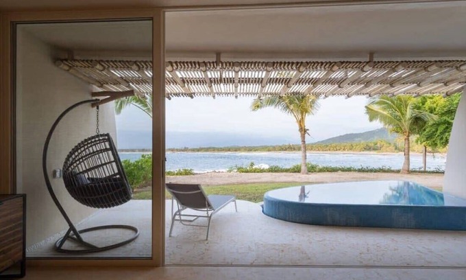 Troncones Villa | Tropical Paradise with Beach Access