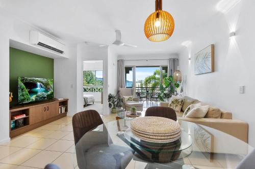 Westcourt Apartment | Tropical Paradise Cairns - 9 Pools Gym BBQ