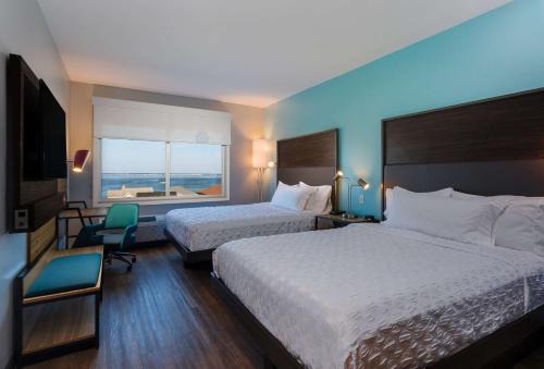 Midtown Ocean City Hotel | Tru By Hilton Ocean City Bayside, Md