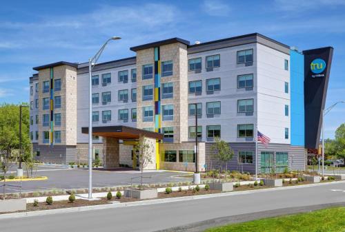 Southcenter Hotel | Tru By Hilton Tukwila Seattle Airport, Wa