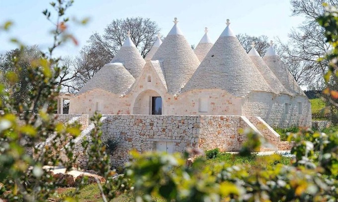 Ostuni Villa | Trullo Sereno- Luxury Villa with private pool & breathtaking countryside views