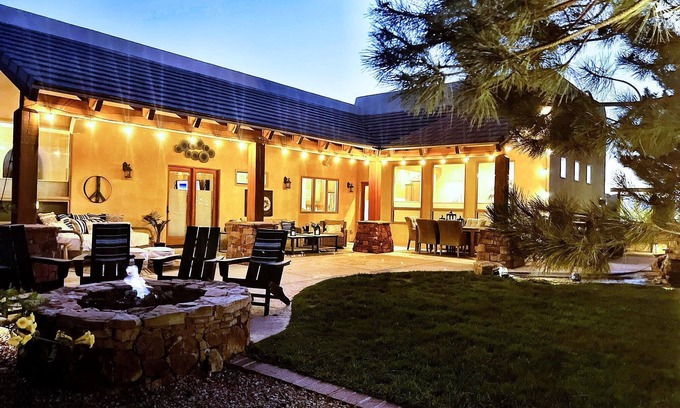 Rio Rancho House | Truly STUNNING~ Minutes to ABQ!VIEWS/Fireplace/Fire-Pit/Outdoor Mecca-Hot Tub!