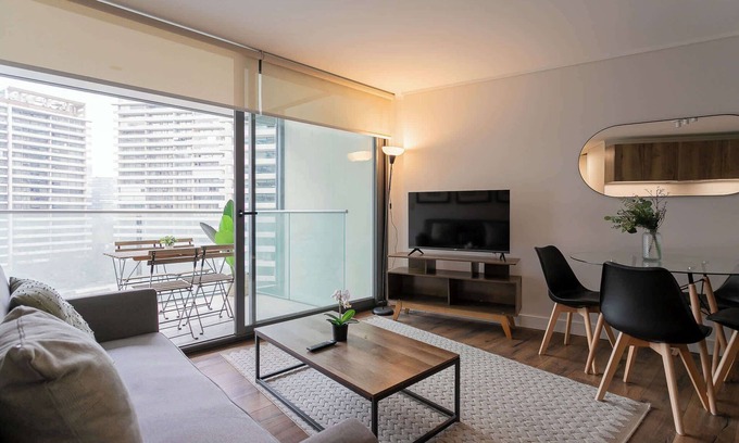Apoquindo Apartment | Tu aventura urbana: 2D/2B en Las Condes