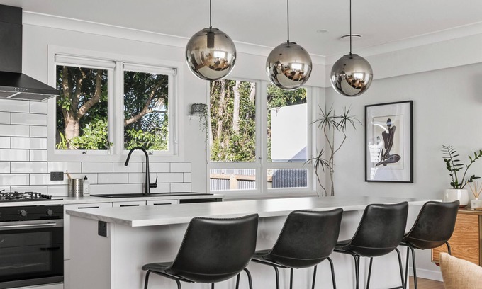 Gisborne House | Tui Cottage, Tui Cottage, 5min walk to CBD