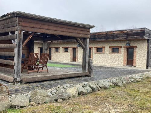 Holisa House | Turistická ubytovňa Zlatka