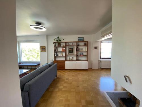 Turku Apartment | Turku cetral retro apartment 119m2 with AC