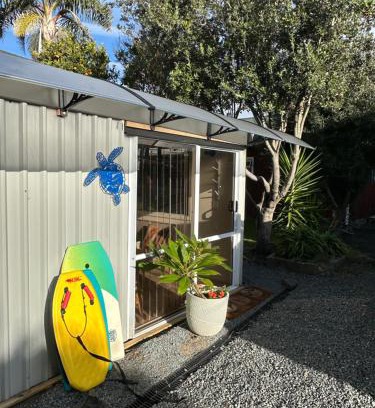 Papamoa Beach House | Turtle Cabin