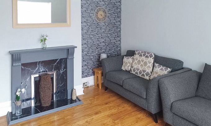 Newbiggin-by-the-Sea Cottage | Turtle’s Nest is perfectly located in the heart of Newbiggin by the Sea.