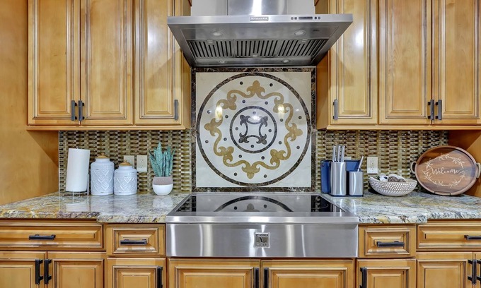 North Brookhaven House | Tuscan Dreams Message Now for Summer Special