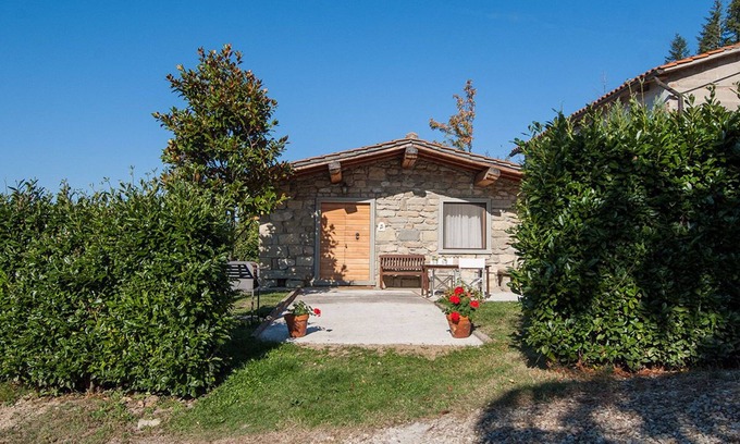 Pratovecchio House | Tuscany, a medieval village with swimming pool and views of the castle of the Co
