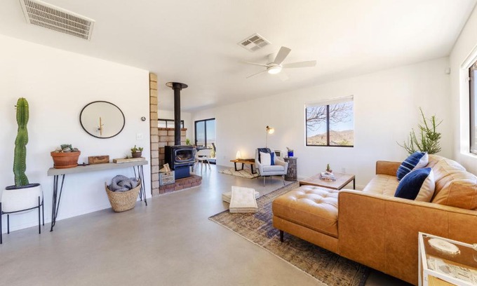 Joshua Tree House | Twilight Terrace - Relax in style home