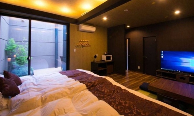 Oita Hotel | Twin beds tatami onsen openair jacuzzi bath/Oita Ōita